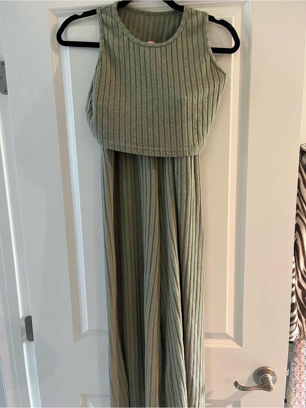 Sleeveless Ribbed Olive Green two piece crop lounge outfit